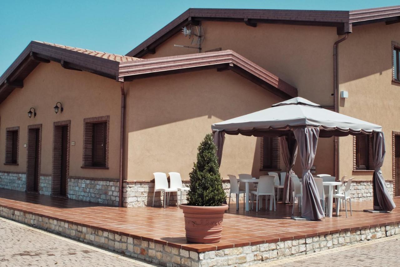 Agriturismo Albachiara Bisignano 外观 照片