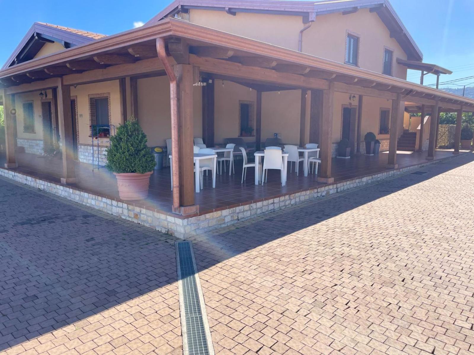 Agriturismo Albachiara Bisignano 外观 照片